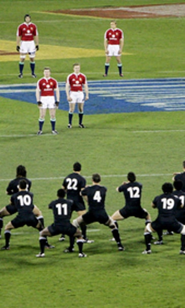 British and Irish Lions arrive in New Zealand